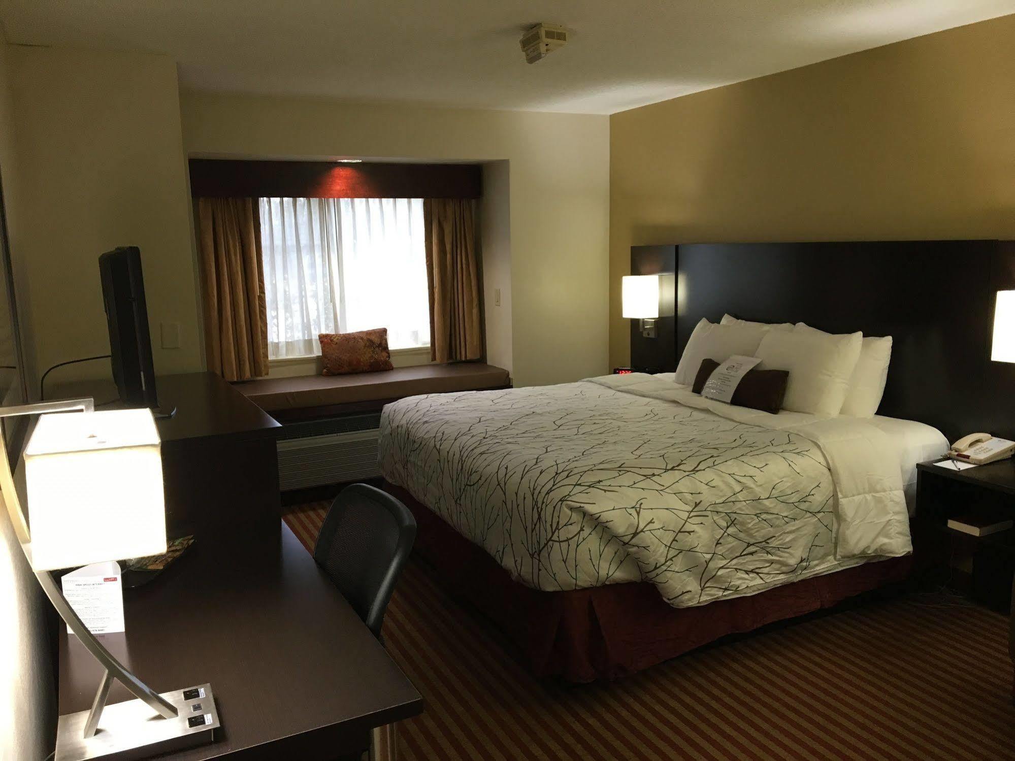 Best Western Patriots Point Mount Pleasant Extérieur photo