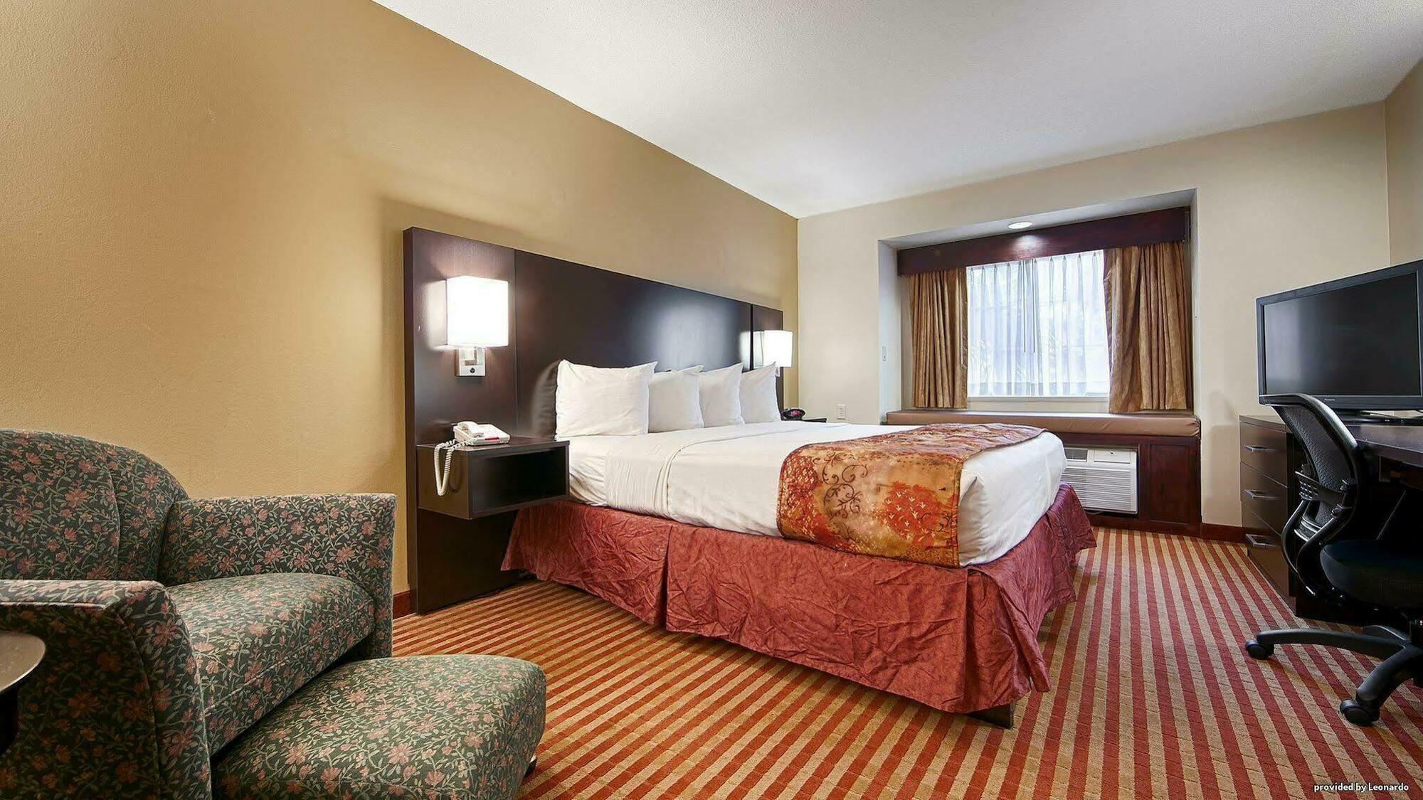 Best Western Patriots Point Mount Pleasant Extérieur photo